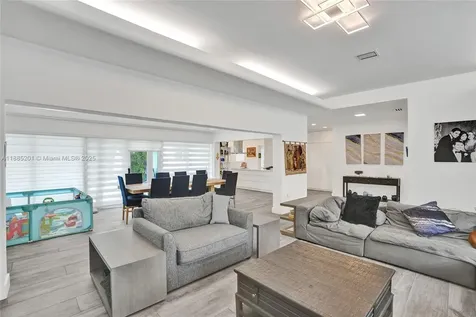 3784 Sheridan Avenue Miami Beach FL 33140