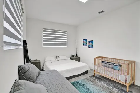 3784 Sheridan Avenue Miami Beach FL 33140
