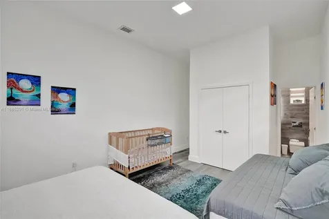 3784 Sheridan Avenue Miami Beach FL 33140