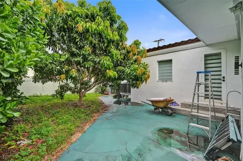 3784 Sheridan Avenue Miami Beach FL 33140