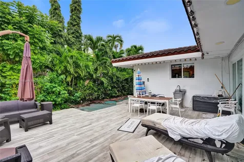 3784 Sheridan Avenue Miami Beach FL 33140
