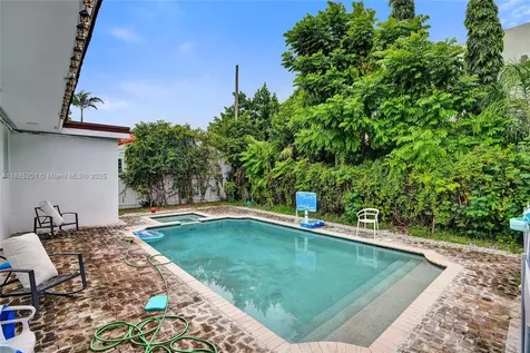 3784 Sheridan Avenue Miami Beach FL 33140