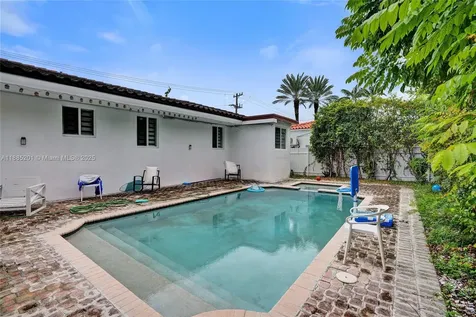3784 Sheridan Avenue Miami Beach FL 33140