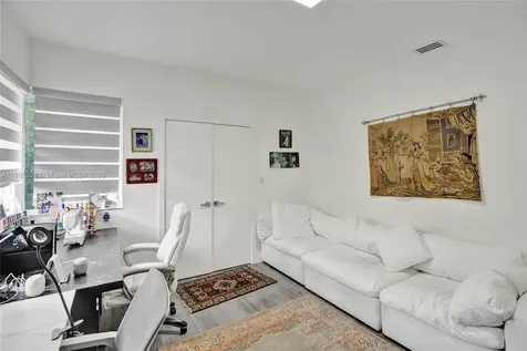3784 Sheridan Avenue Miami Beach FL 33140