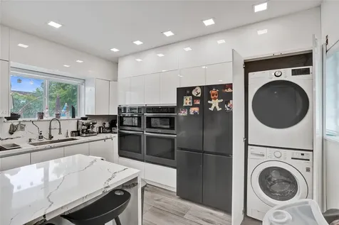 3784 Sheridan Avenue Miami Beach FL 33140
