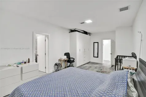 3784 Sheridan Avenue Miami Beach FL 33140