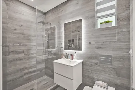 3784 Sheridan Avenue Miami Beach FL 33140