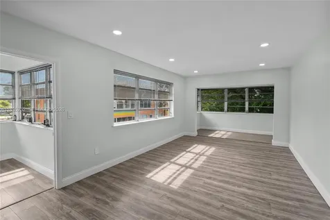 245 NE 191st Street Miami FL 33179