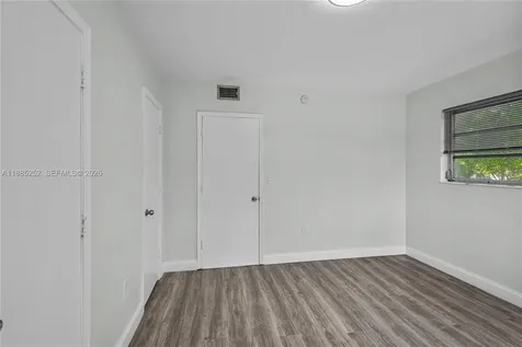 245 NE 191st Street Miami FL 33179