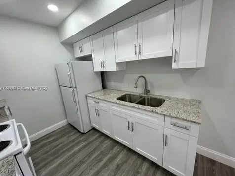 245 NE 191st Street Miami FL 33179