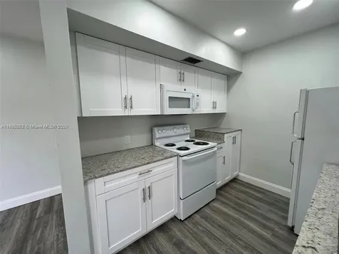 245 NE 191st Street Miami FL 33179
