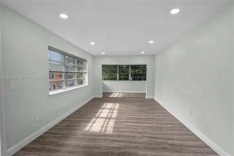 245 NE 191st Street Miami FL 33179