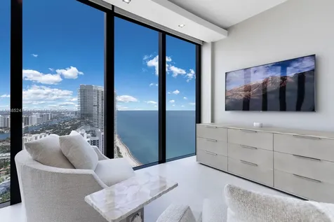 18555 Collins Avenue Sunny Isles Beach FL 33160
