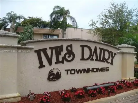1024 NE 207th Terrace Miami FL 33179