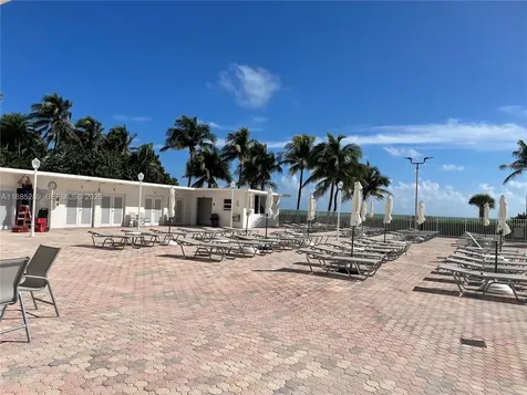 5005 Collins Avenue Miami Beach FL 33140