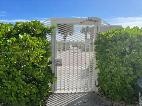 5005 Collins Avenue Miami Beach FL 33140