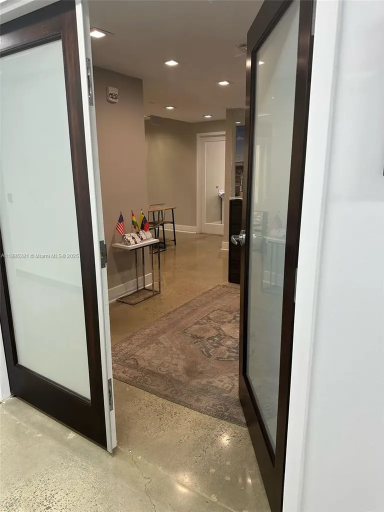 95 Merrick Way Coral Gables FL 33134