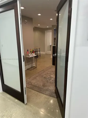 95 Merrick Way Coral Gables FL 33134