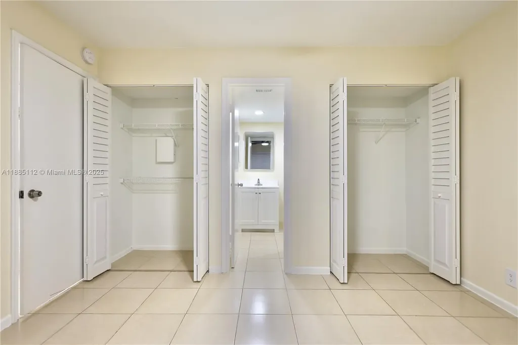 10016 Twin Lakes Drive Coral Springs FL 33071