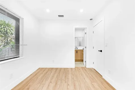 82 NE 117th Street Miami FL 33161