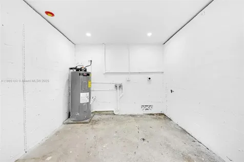 82 NE 117th Street Miami FL 33161