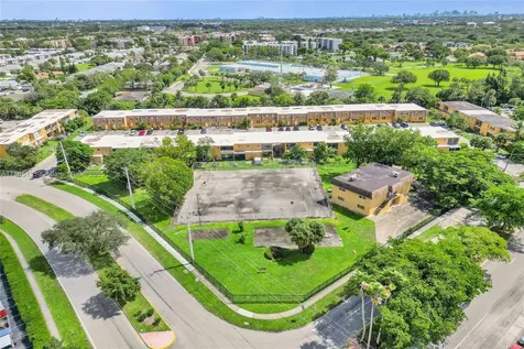 2600 NW 60th Terrace Sunrise FL 33313