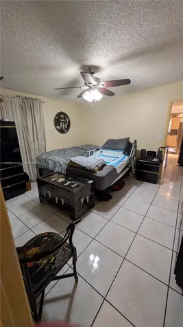 900 W 50th Place Hialeah FL 33012