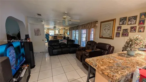 900 W 50th Place Hialeah FL 33012