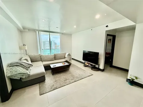 1250 S Miami Miami FL 33130