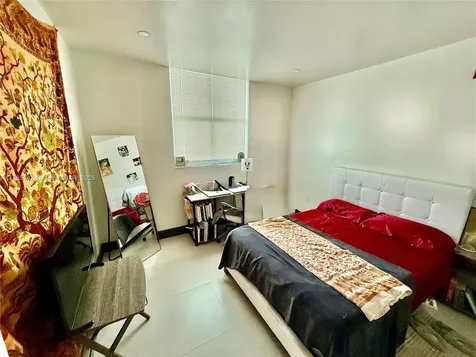 1250 S Miami Miami FL 33130