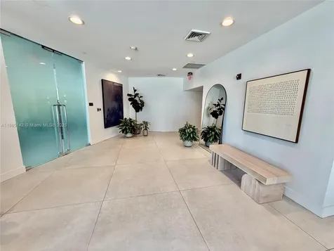 1250 S Miami Miami FL 33130