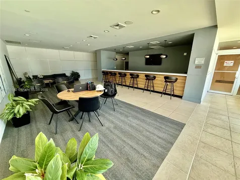 1250 S Miami Miami FL 33130