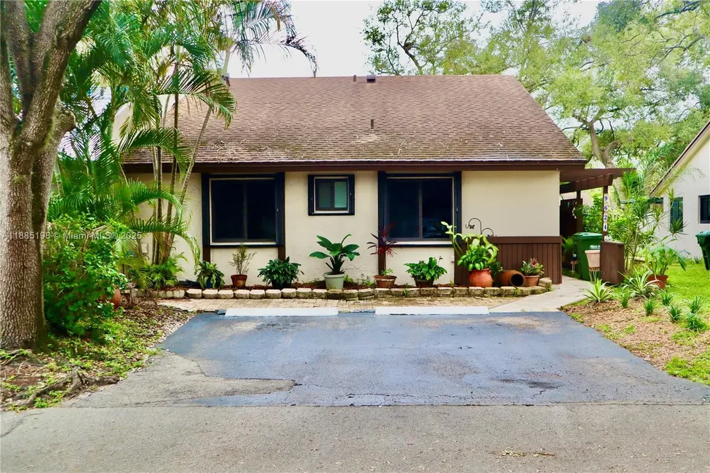 9624 NW 16th Court Pembroke Pines FL 33024