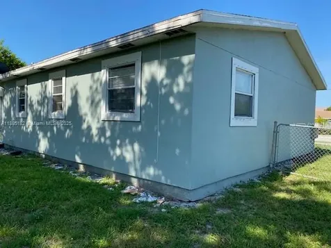 849 SW Bayshore Boulevard Port St. Lucie FL 34983