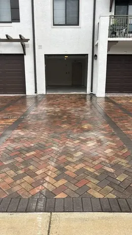 8894 NW 44 Street Sunrise FL 33351