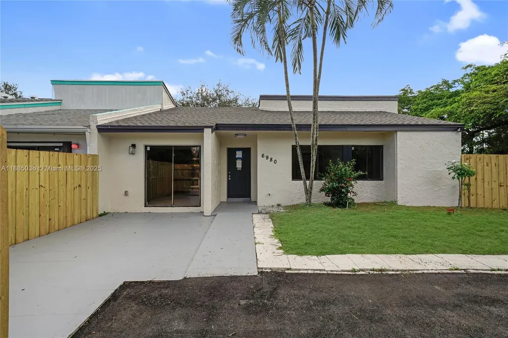 6980 NW 29th Way Fort Lauderdale FL 33309