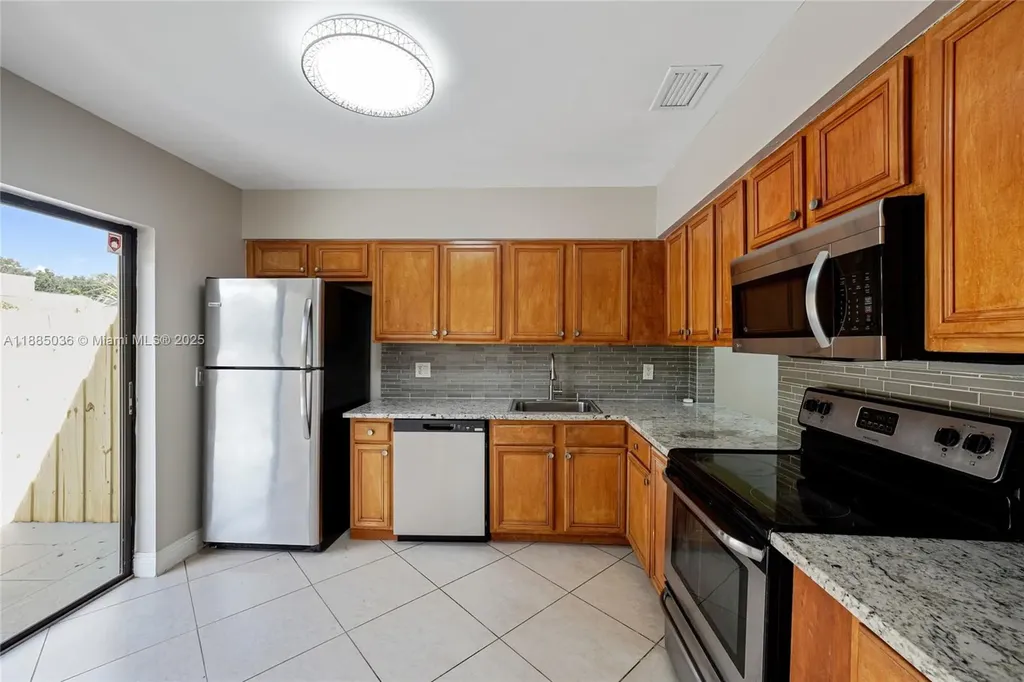 6980 NW 29th Way Fort Lauderdale FL 33309