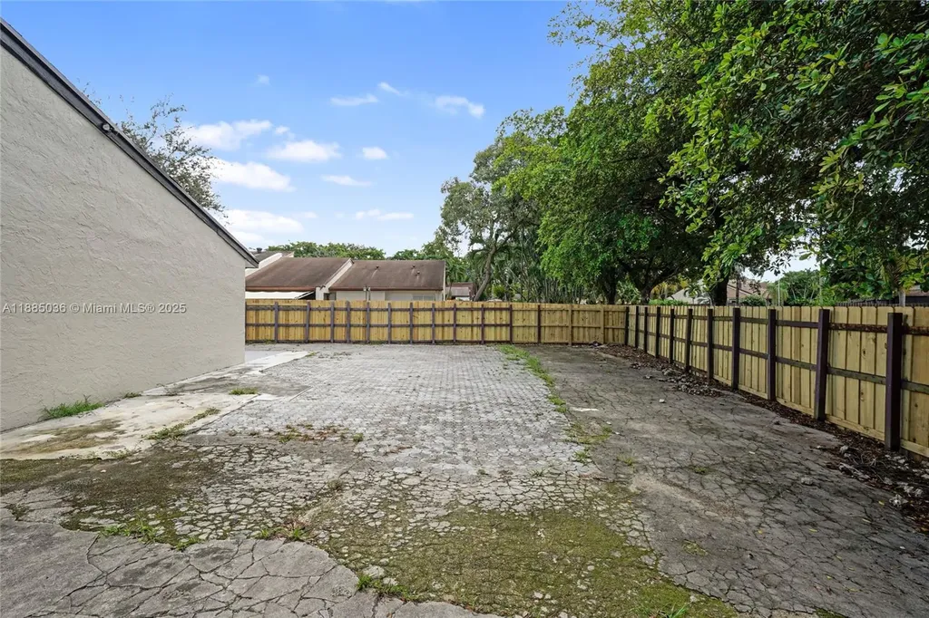 6980 NW 29th Way Fort Lauderdale FL 33309