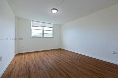 14180 SW 84th Street Miami FL 33183