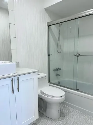 5051 W Oakland Park Boulevard Lauderdale Lakes FL 33313