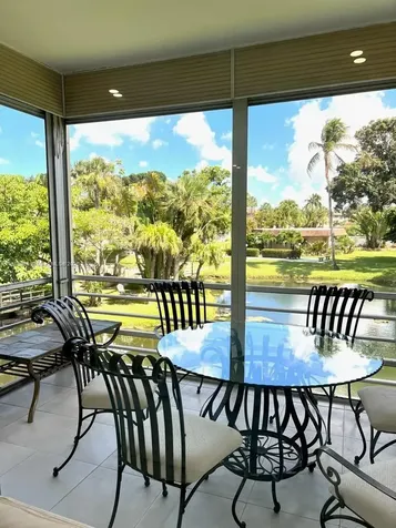 5051 W Oakland Park Boulevard Lauderdale Lakes FL 33313