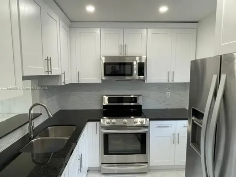 5051 W Oakland Park Boulevard Lauderdale Lakes FL 33313