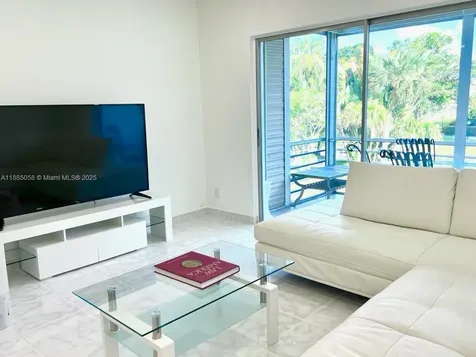 5051 W Oakland Park Boulevard Lauderdale Lakes FL 33313