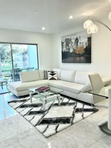 5051 W Oakland Park Boulevard Lauderdale Lakes FL 33313