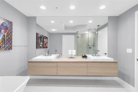 17111 Biscayne Boulevard North Miami Beach FL 33160