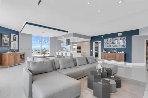 17111 Biscayne Boulevard North Miami Beach FL 33160