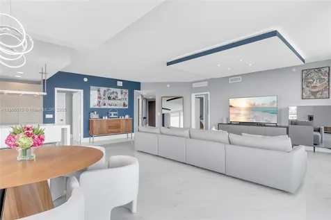 17111 Biscayne Boulevard North Miami Beach FL 33160