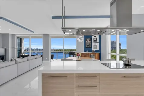 17111 Biscayne Boulevard North Miami Beach FL 33160
