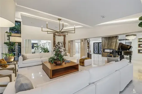 8761 SW 56th Street Miami FL 33165