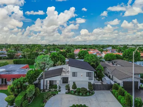 8761 SW 56th Street Miami FL 33165